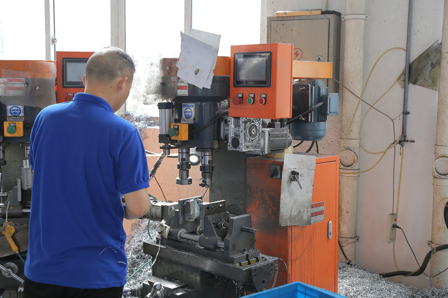 Továrenský workshop02